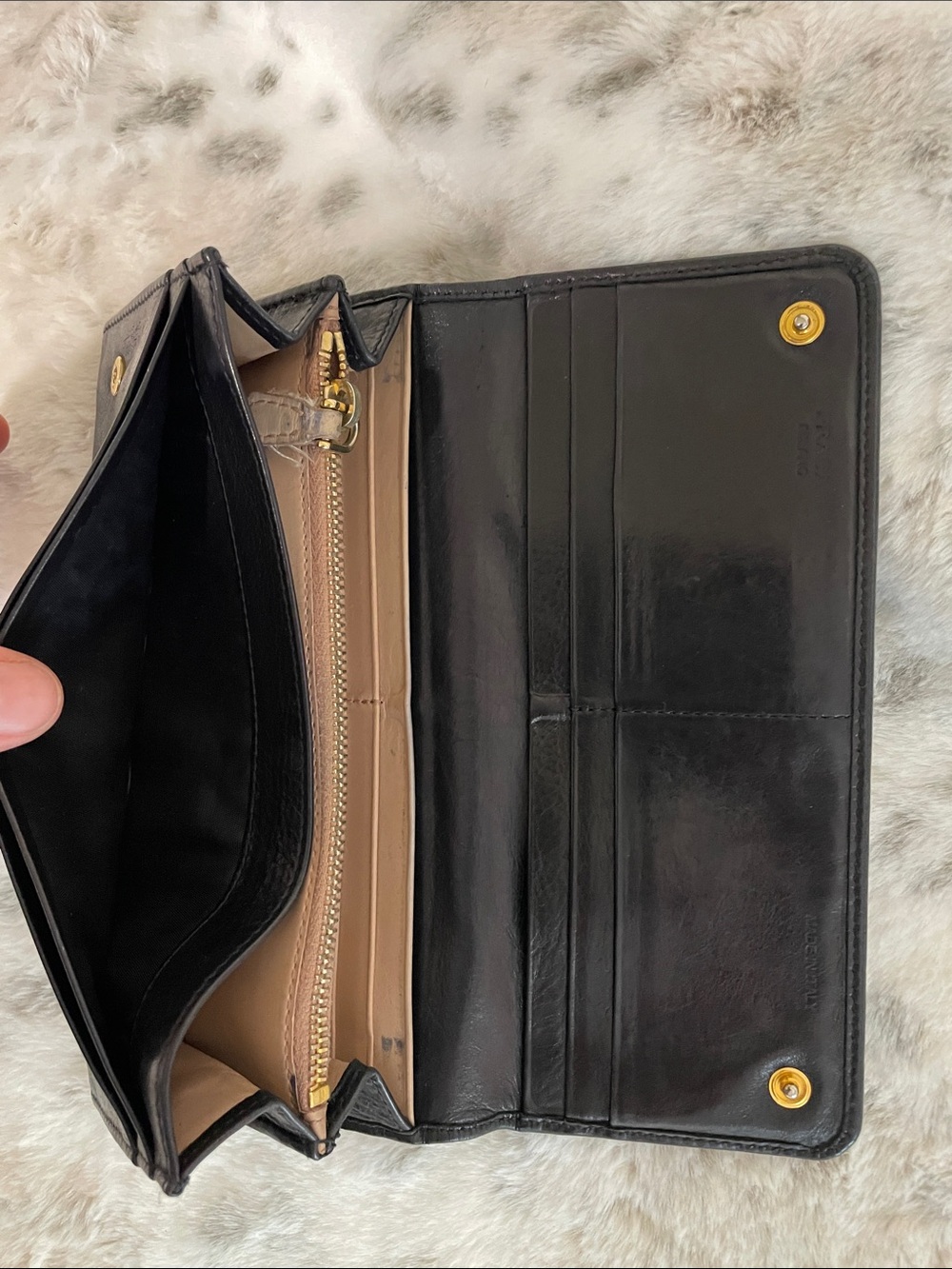 Prada Black Leather Bow Clutch with Gold Logo - Picture 3 of 4